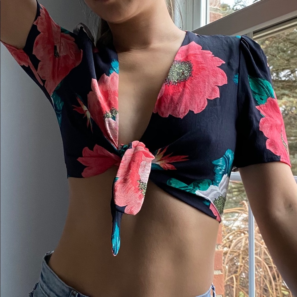 Floral front tie crop top